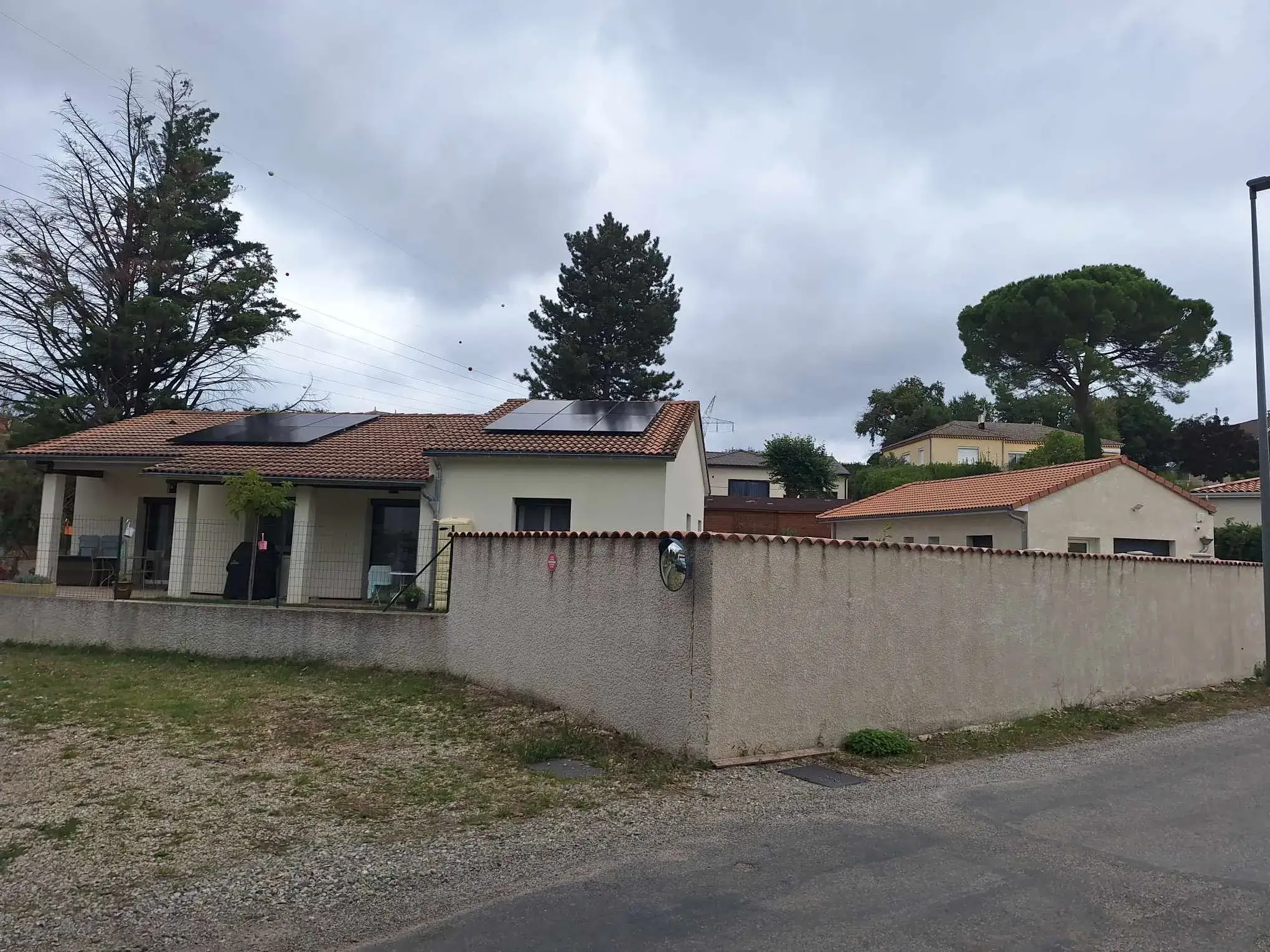 Installation photovoltaïque sur une maison familiale dans la drome