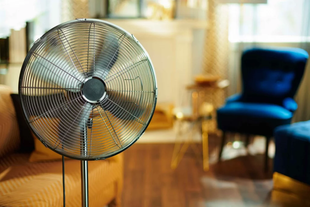 un Ventilateur dans un salon