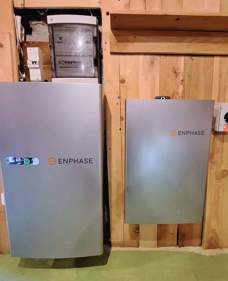 Batterie de stockage et back-up de la marque Enphase installés