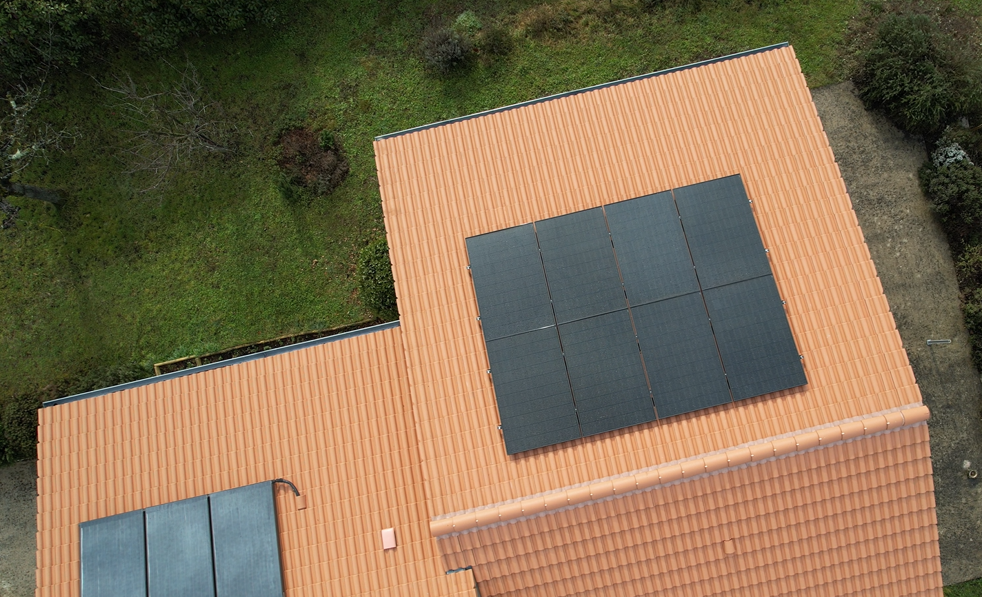 Panneaux Photovoltaïques et Panneaux Solaires vu du ciel