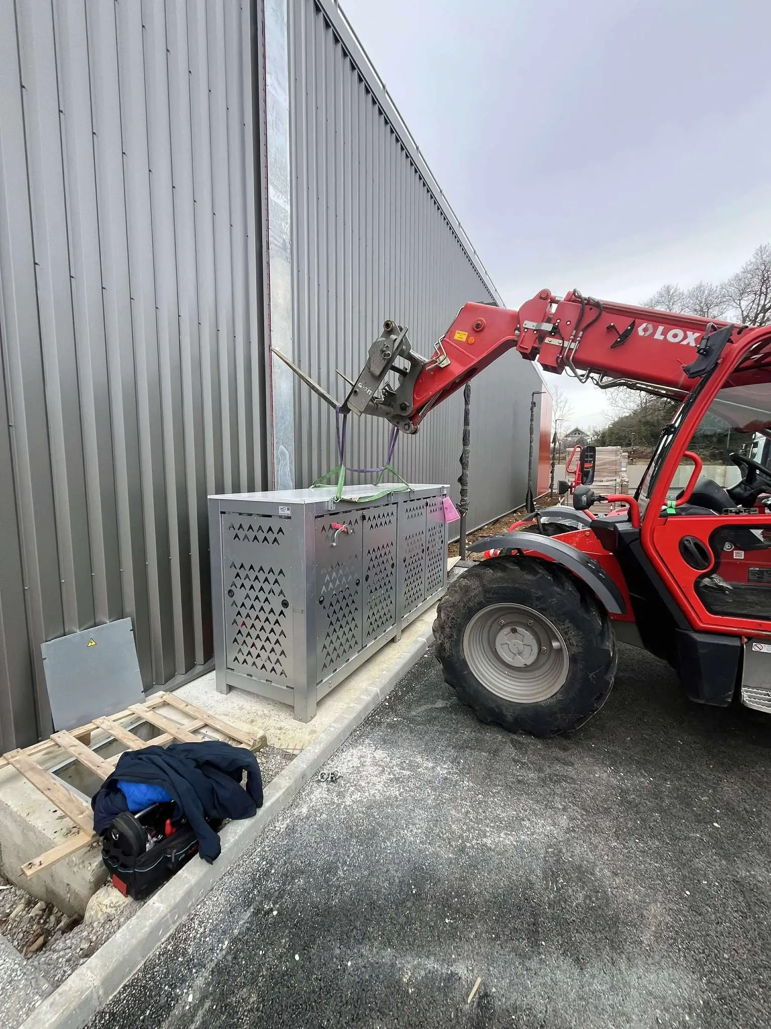Chariot Télescopique sur le chantier photovoltaïque