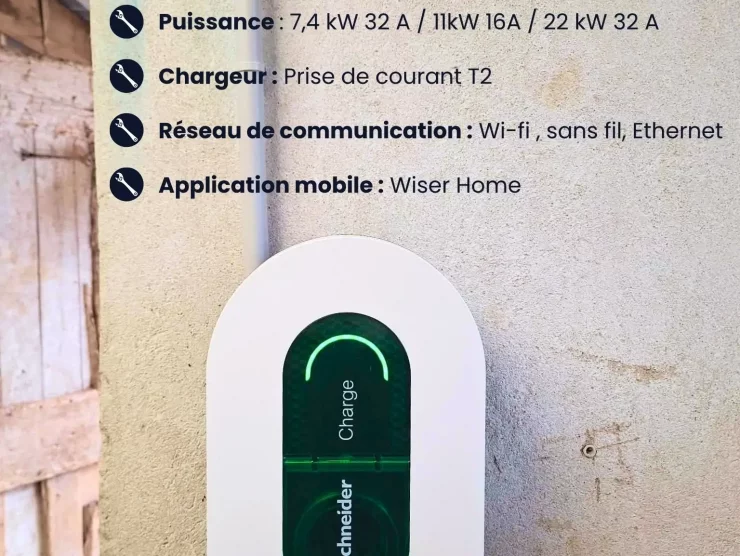 Borne VE Schneider posée à domicile par Sol'Air Energie, artisan local basé dans la Drôme