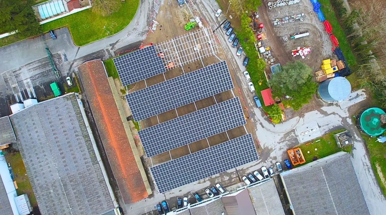 Ombrières vue d'ensemble en production