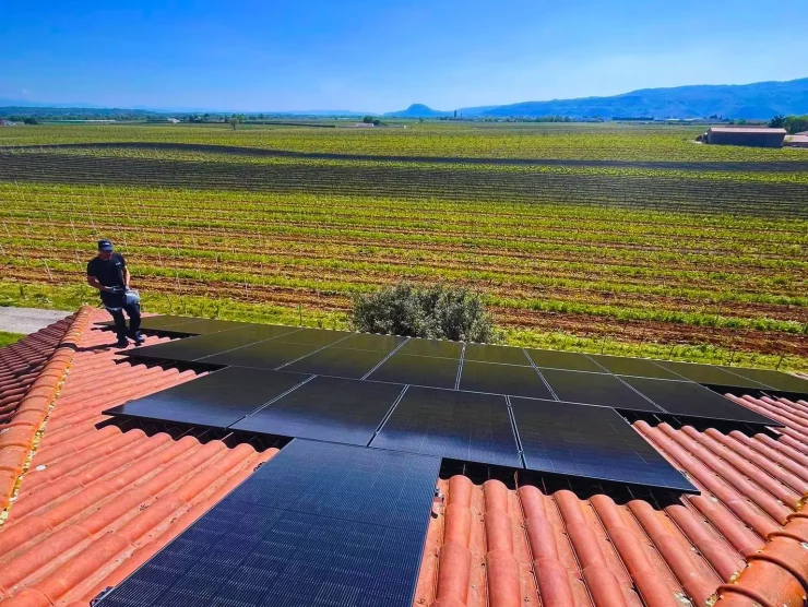 Panneaux solaires posés par un installateur qualifié RGE