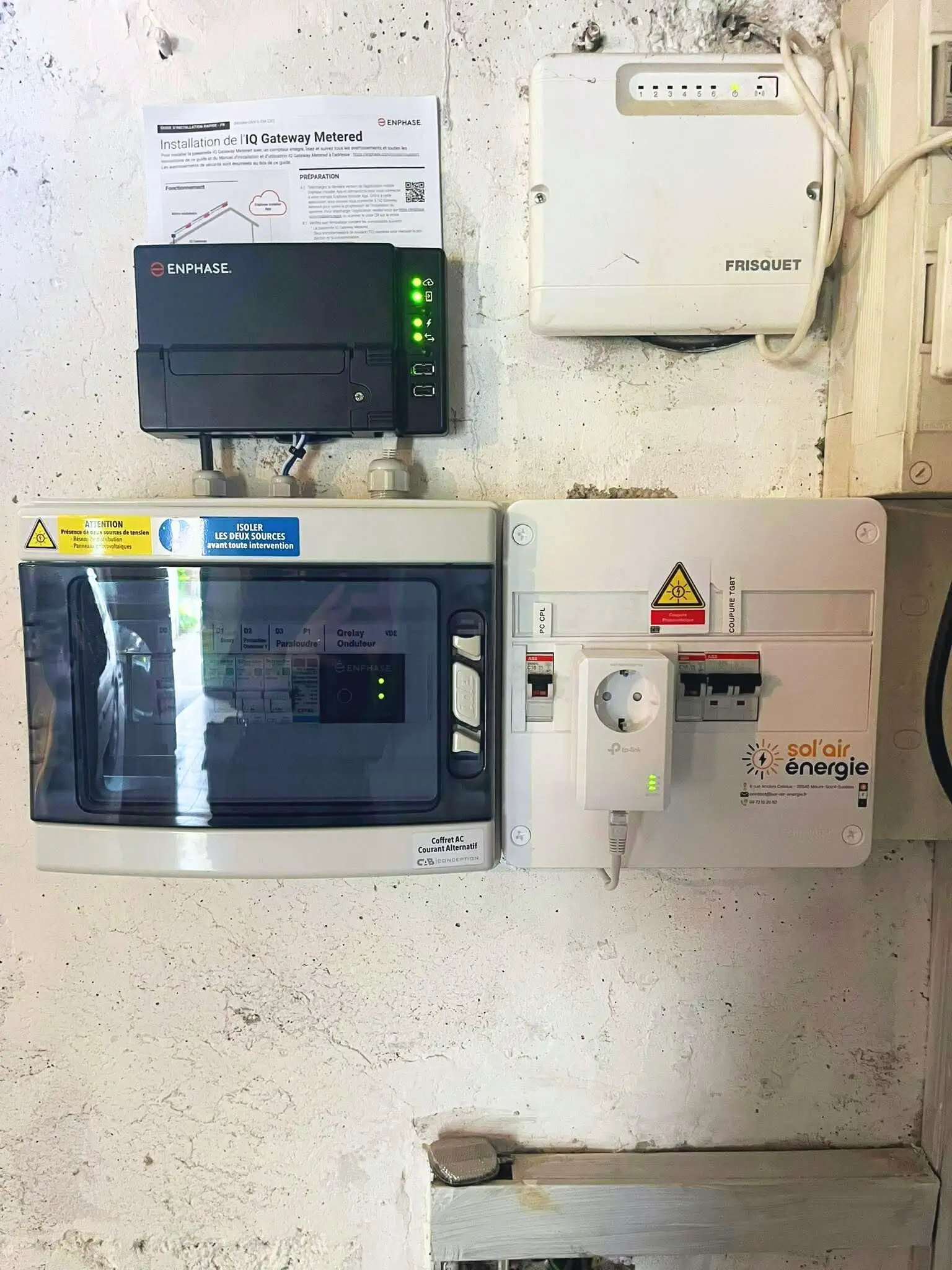 Image du micro onduleur enphase | panneau solaire avec micro onduleur Enphase