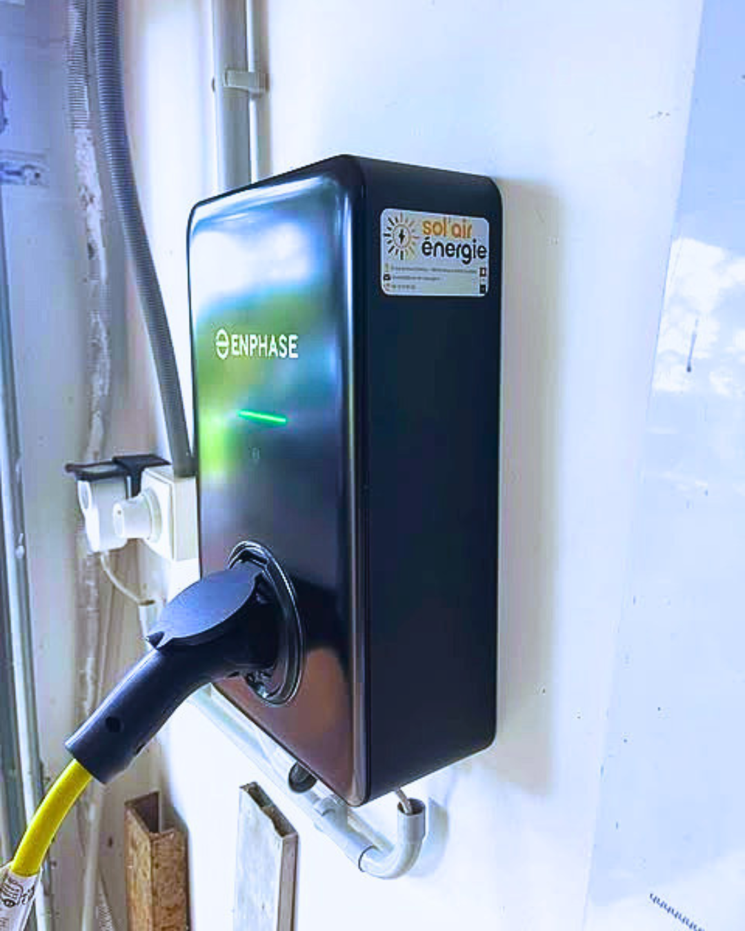 Borne Enphase en charge